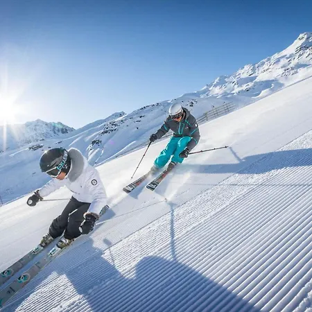 Beautiful Direct Access Altineige Val Thorens